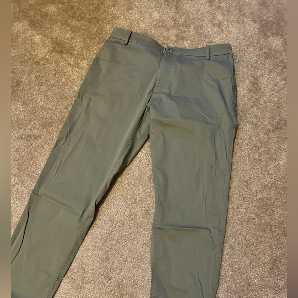 Olive green birddog no liner 34 x 32